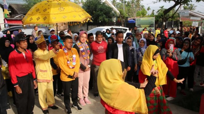 
 Hadianto Rasyid Wacanakan Gerobak Sapi Jadi Kendaraan Wisata di Palu
