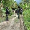 Danrem 132 Tadulako Brigjen TNI Farid Makruf pimpin patroli penyisiran kelompok teroris Poso di Pegunungan Parigi Moutong dan Sigi. Foto: Tim PaluPoso