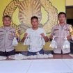 Polisi Temukan Belasan Miras Cap Tikus di Rumah IRT di Banggai. Foto: Istimewa