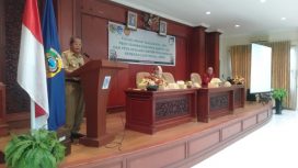 Wakil Bupati Parigi Moutong, Badrun Nggai saat membuka kegiatan Fokus Grup Diskusi (FGD) Penyusunan Dokumen Arsitektur Peta rencana Sistem Pemerintahan Berbasis Elektronik (SPBE). Foto: Diskominfo Parimo