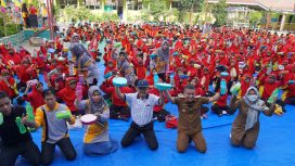 Wali Kota Palu, Hadianto Rasyid secara resmi melaunching Gerakan Aksi Bergizi dan Penanganan Sampahku Tanggungjawabku pada Selasa, 07 Februari 2023, di MTs Negeri 2 Kota Palu. Foto: Pemkot Palu