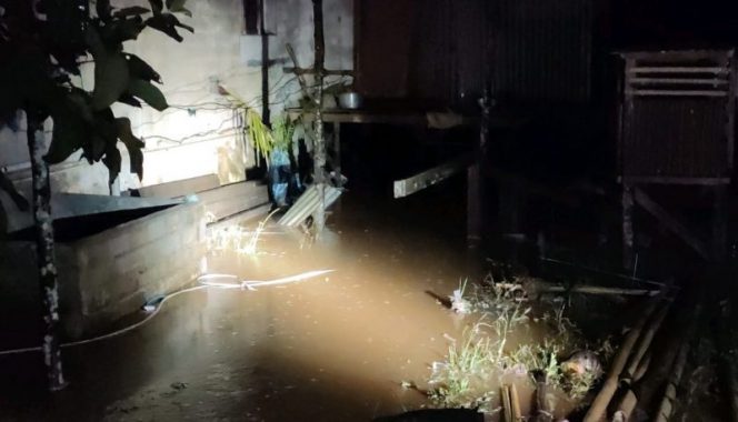 
 banjir di Desa Koromatantu, Kecamatan Petasia Timur. Foto : Humas BPBD Sulteng