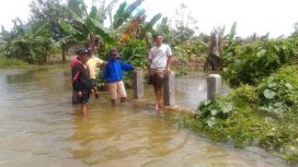 Puluhan rumah di Desa Pasir Putih, Kecamatan Pamona Selatan, Kabupaten Poso terendam banjir, Selasa 14 Maret 2023 subuh.Foto : Humas BPBD Sulteng