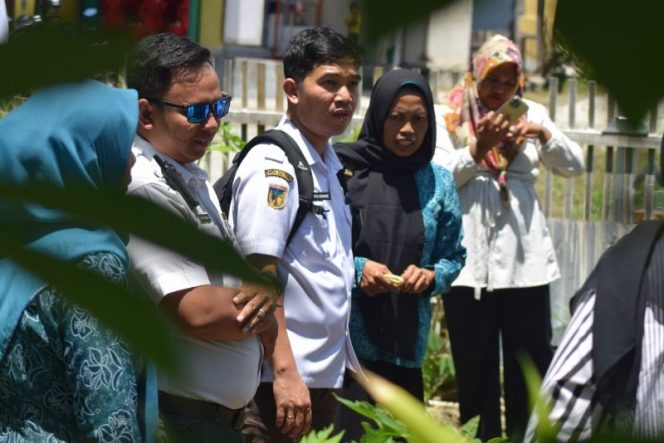 
 Tim Penilai Kelurahan Mantap Rp2 miliar mulai melaksanakan progres penilaian di masing-masing kelurahan se-Kota Palu. Foto : Humas Pemkot Palu