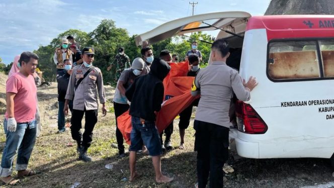 
 Warga Desa Lenju digegerkan dengan penemuan mayat. Foto: Humas Polres Donggala