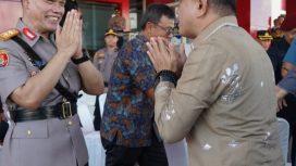 Wali Kota Palu Hadianto Rasyid menghadiri serah terima jabatan Kapolda Sulteng yang baru. Foto: Humas Pemkot Palu