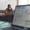 Wakil Wali Kota Palu Reny A Lamadjido mendengarkan arahan Kemenkes RI secara Virtual terkait pelayanan kesehatan reproduksi bagi Calon Pengantin. Foto: Humas Pemkot Palu