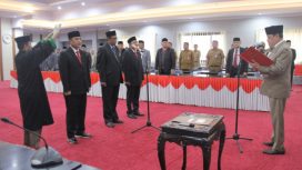 Wakil Gubernur Sulteng Ma'mun Amir melantik 3 Eselon II A. Foto: Humas Pemrov Sulteng