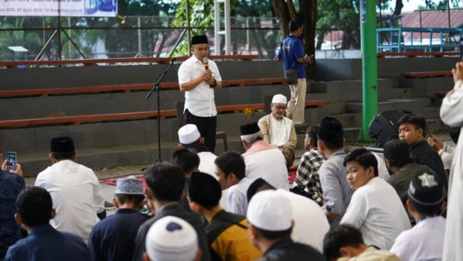 
 Wali Kota Palu Hadianto Rasyid menghadiri kegiatan Palu Mengaji ke-2. Foto: Humas Pemkot Palu