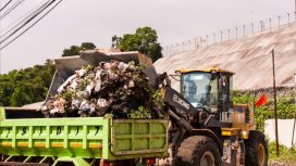 PT IMIP menggelar aksi bersih-bersih melalui program CSR nya di Desa Labota. Foto: Humas PT IMIP