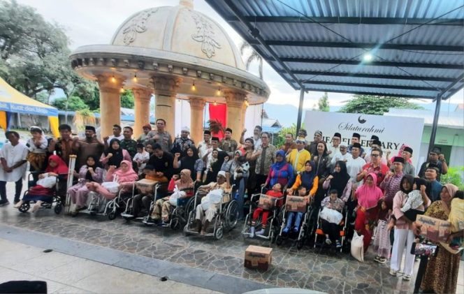 
 Pemkot Pau Bersama Komunitas Tionghoa Buka Puasa Dengan Kaum Difabel. Foto: Humas Pemkot Palu