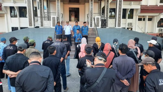 
 Wali Kota Palu Hadianto Rasyid mengadakan apel persiapan jelang Idul Fitri 1443 hijriah