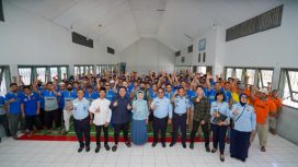 Ketua DPRD Sulteng Nilam Sari Lawira bersilaturahmi bersama napi di Lembaga Pemasyarakatan (Lapas) kelas II A Palu. Foto: DPRD Sulteng