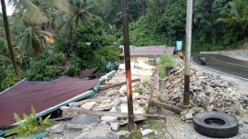 Akibat diguyur hujan dengan instansi tinggi, 3 wilayah di Kabupaten Morowali Utara terjadi longsor dan banjir, Selasa 2 Mei 2023 dini hari. Foto: BPBD Sulteng
