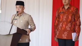 Wali Kota Palu Hadianto Rasyid memimpin langsung jalannya upacara memperingati Hari Pendidikan Nasional tahun 2023. Foto: Humas Pemkot Palu