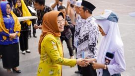 Ketua DPRD Sulteng Nilam Sari Lawira saat menghadiri upacara peringatan Hari Pendidikan Nasional. Foto: DPRD Sulteng