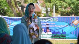 Nilam Sari Lawira saat menghadiri Halal Bi Halal yang diselenggarakan oleh keluarga besar Lawira, Toana, Latola, Lamuna, Maci, dan Tadji. Foto: Humas DPRD Sulteng 