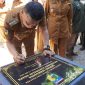 *wali kota palu Hadianto Rasyid secara simbolis meresmikan gedung serbaguna atau Bantaya. Foto: Humas Pemkot Palu*