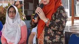 Wakil Wali Kota Palu Reny A Lamadjido menghadiri kegiatan pemeriksaan kesehatan gratis bagi ibu hamil. Foto: Humas Pemkot Palu