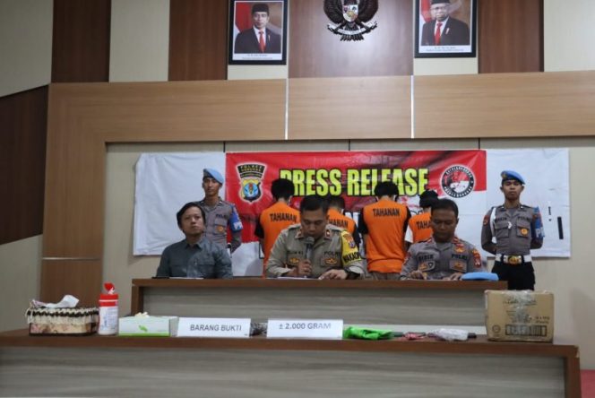 
 Polres Nunukan menggelar Press Release pengungkapan kasus Narkotika, di Aula Sebatik Polres Nunukan, Selasa (05/09/23). Foto: Polres Nunukan