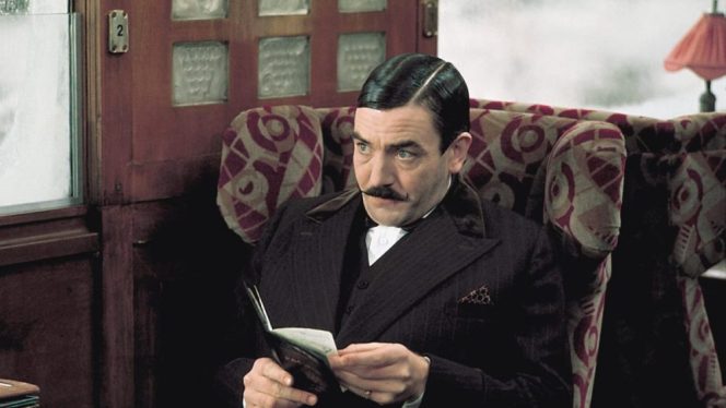 
 David Suchet jako Hercule Poirot