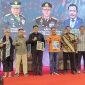 Peluncuran buku berjudul Poso di Balik Operasi Madago Raya. Dalam buku ini menceritakan kisah dua Jenderal yang berhasil taklukan terorisme Poso, Sulawesi Tengah. Foto: Istimewa
