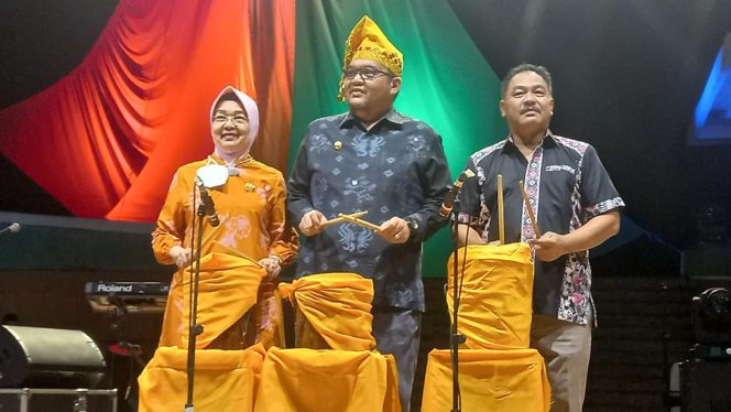 
 Penutupan Festival Teluk Tomini 2023 berlangsung meriah dan Sukses, Minggu 10 Desember 2023. Foto: Istimewa