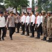 Wali Kota Palu, Hadianto Rasyid memimpin Apel Gelar Pasukan Operasi Lilin 2023 di halaman Kantor Wali Kota Palu, Kamis, 21 Desember 2023. Foto: Istimewa