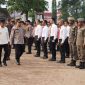 Wali Kota Palu, Hadianto Rasyid memimpin Apel Gelar Pasukan Operasi Lilin 2023 di halaman Kantor Wali Kota Palu.