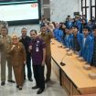 Ratusan mahasiswa dari Fakultas Ekonomi dan Bisnis (FEB) Universitas Tadulako (Untad) dilepas untuk mengikuti kegiatan Merdeka Belajar Kampus Merdeka (MBKM) Studi Independen di Kelurahan Cinta Statistik (Cantik) di Ruang Rapat Bantaya, Kantor Wali Kota Palu, Senin, 26 Februari 2024. Foto: Istimewa