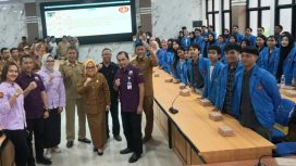 Ratusan mahasiswa dari Fakultas Ekonomi dan Bisnis (FEB) Universitas Tadulako (Untad) dilepas untuk mengikuti kegiatan Merdeka Belajar Kampus Merdeka (MBKM) Studi Independen di Kelurahan Cinta Statistik (Cantik) di Ruang Rapat Bantaya, Kantor Wali Kota Palu, Senin, 26 Februari 2024. Foto: Istimewa