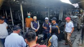 Sekot Palu Irmayanti Tinjau Pasar Masomba Pasca-Kebakaran, Sabtu 20 April 2024. Foto: Istimewa