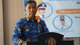 Asisten Bidang Administrasi Umum Sekretariat Kota Palu Imran Lataha secara resmi membuka Seminar Pendidikan, Kamis 25 April 2024. Foto: Pemkot Palu