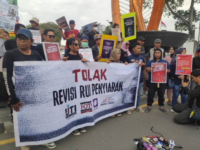 
 Jurnalis Palu Tolak Revisi UU Penyiaran