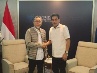 Ketua Umum PAN Zulkifli Hasan (kiri) dan Erwin Burase. Foto: Istimewa