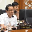 Ketua Badan Legislasi DPR RI Supratman Andi Agtas saat membuka RDPU tersebut dengan agenda pemantauan dan peninjauan undang-undang yang terkait dengan Sandang di Gedung Nusantara I, Senayan, Jakarta pada Rabu (21/6/2023). Foto: DPR RI