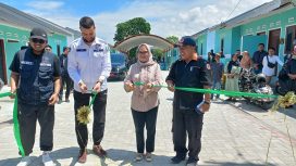 Plh Wali Kota Palu Irmayanti Pettalolo saat meresmikan 21 hunian tetap (huntap) korban bencana Likuefaksi di Petobo, Palu, Sabtu 28 September 2024. Foto: Istimewa