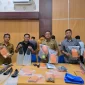 DKP Sulteng Serahkan Lima Tersangka Destruktif Fishing ke Kejaksaan