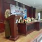 Asisten III Setda Parigi Moutong, Yusnaeni, menyampaikan sambutan saat membuka kegiatan Bimbingan Teknis (Bimtek) Optimalisasi Aplikasi Srikandi di ruang rapat lantai II Kantor Bupati