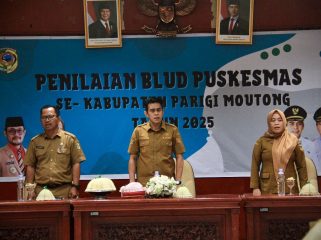 Bupati Parigi Moutong saat membuka kegiatan Pra Penilaian BLUD Puskesmas se-kabupaten, Senin, 4 Agustus 2025. Foto: Diskominfo Parimo 