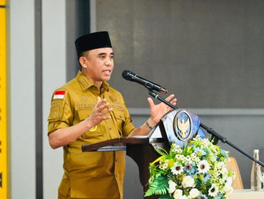 Gubernur Anwar Hafid dorong Pemkab Morowali fokus pengentasan kemiskinan lewat sinergi pembangunan. Foto: Tim Media Gubernur Sulteng 