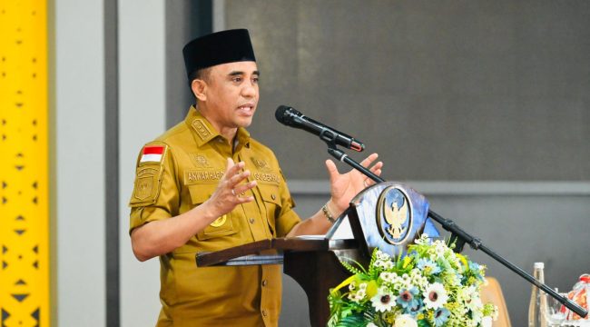 Gubernur Anwar Hafid dorong Pemkab Morowali fokus pengentasan kemiskinan lewat sinergi pembangunan. Foto: Tim Media Gubernur Sulteng 