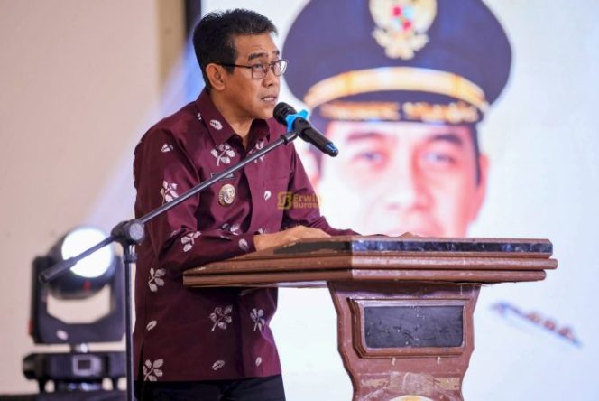 
 Bupati Parigi Moutong, Erwin Burase. Foto: Dok. Gerbang Desa