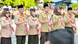 Bupati Erwin Burase Terima Lencana Pancawarsa di Hari Pramuka. Foto: Tim Media Gubernur Sulteng 