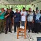 Sosialisasi sistem peringatan dini banjir di Desa Balumpewa, Sigi, bersama tim pengabdian Untad dan Kelompok Siaga Bencana. Foto: Istimewa 