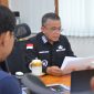 Wali Kota Palu Hadianto Rasyid memimpin dialog bersama komunitas di ruang kerjanya, Rabu 22 Oktober 2025. Foto: Dok.Pemkot Palu