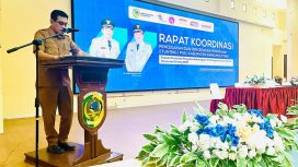 Erwin Burase menyampaikan apresiasi atas kegiatan rakor stunting Parigi Moutong 2025. Foto: Pemda Parigi Moutong.