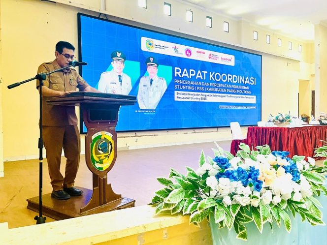 
 Erwin Burase menyampaikan apresiasi atas kegiatan rakor stunting Parigi Moutong 2025. Foto: Pemda Parigi Moutong.