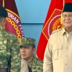 Presiden Prabowo Subianto memimpin upacara HUT ke-80 TNI di Monas, Jakarta, Minggu (5/10/2025).
Alt text: Presiden Prabowo memberi penghormatan di HUT ke-80 TNI Monas. Foto: Istimewa 