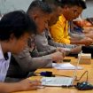Peserta Sekolah Lapang Gempabumi Palu menyimak materi mitigasi bencana dan sistem peringatan dini dari BMKG. Foto: Iwan/Pemkot Palu